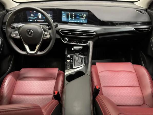 Changan Eado Plus с пробегом 2024 года, цена 1 709 000 рублей, 8313 км, седан, Автокод Объявления