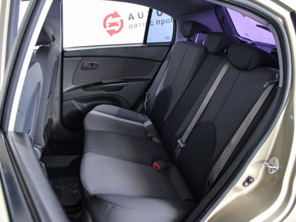 Kia Rio II Рестайлинг с пробегом 2010 года, цена 499 000 рублей, 201784 км, хэтчбек, Автокод Объявления