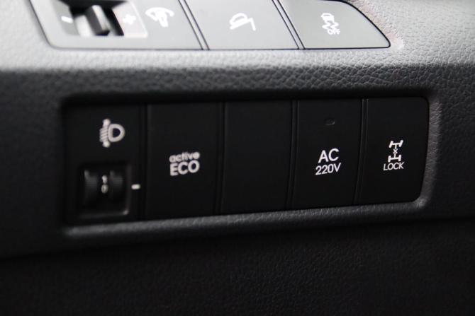Hyundai Santa Fe III с пробегом 2012 года, цена 1 345 450 рублей, 337788 км, внедорожник, Автокод Объявления