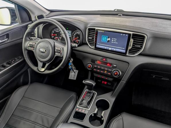 Kia Sportage IV с пробегом 2018 года, цена 2 015 000 рублей, 138125 км, внедорожник, Автокод Объявления