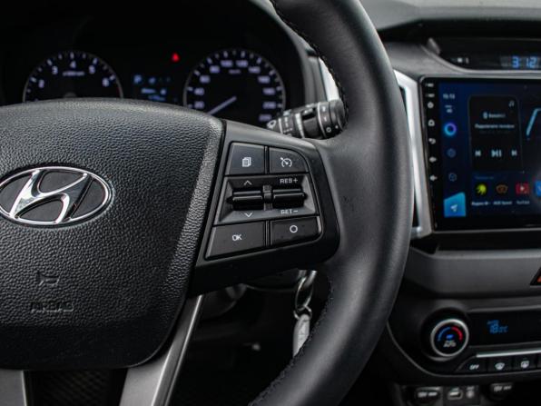 Hyundai Creta I с пробегом 2017 года, цена 1 590 000 рублей, 180036 км, внедорожник, Автокод Объявления