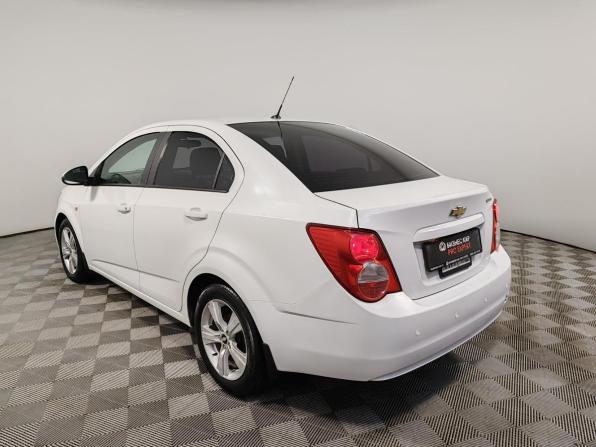 Chevrolet Aveo II с пробегом 2015 года, цена 649 000 рублей, 178001 км, седан, Автокод Объявления
