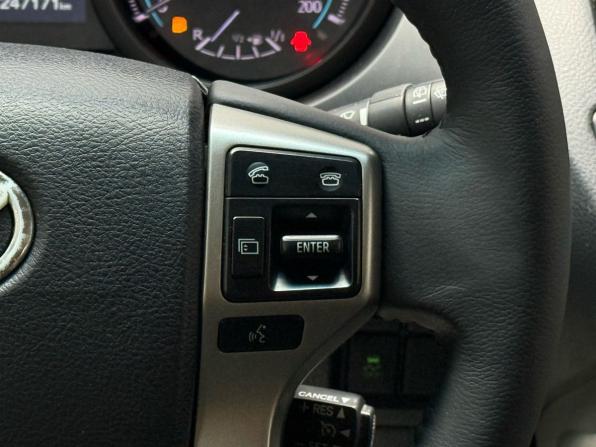 Toyota Land Cruiser Prado 150 Series с пробегом 2012 года, цена 2 999 000 рублей, 247170 км, внедорожник, Автокод Объявления