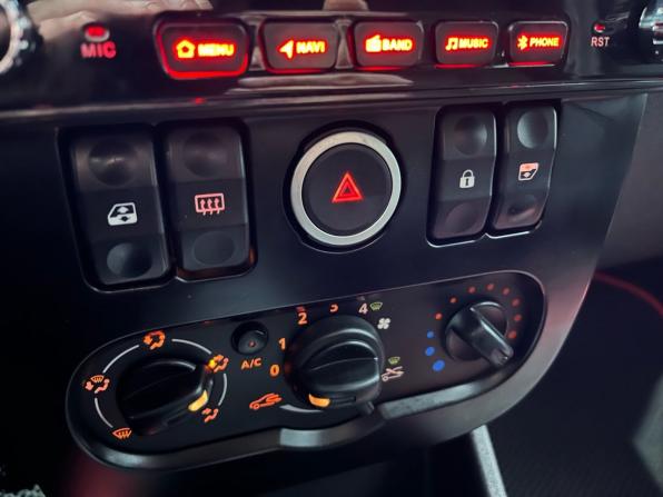 Lada (ВАЗ) Largus I с пробегом 2018 года, цена 910 000 рублей, 55211 км, универсал, Автокод Объявления