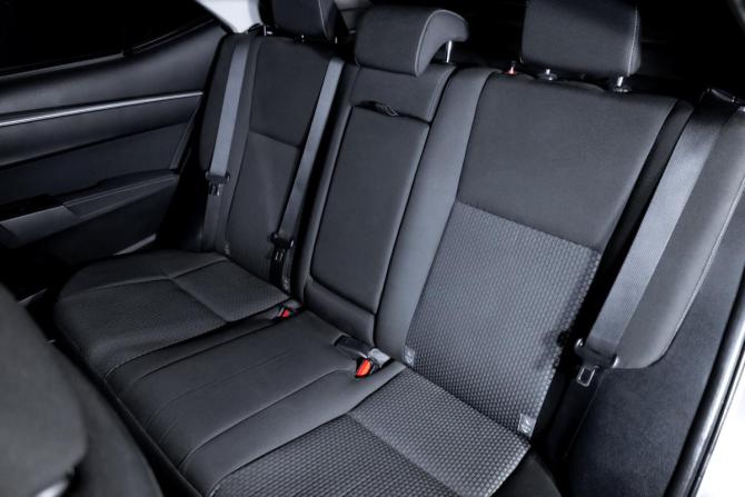 Toyota Corolla XI (E160 E170 E180) с пробегом 2013 года, цена 1 199 000 рублей, 289000 км, седан, Автокод Объявления