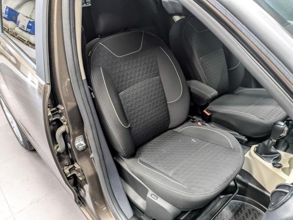 Renault Logan II с пробегом 2018 года, цена 1 040 000 рублей, 48500 км, седан, Автокод Объявления