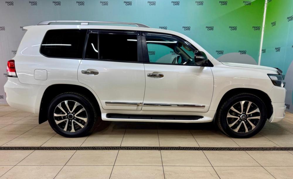Toyota Land Cruiser 200 Series Рестайлинг 1 Набережные Челны  - изображение 5