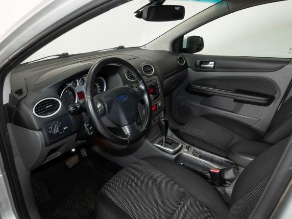 Ford Focus II Рестайлинг с пробегом 2010 года, цена 660 000 рублей, 263260 км, седан, Автокод Объявления