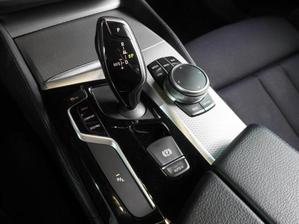 BMW 5 серии VII (G30/G31/G38) с пробегом 2019 года, цена 3 899 000 рублей, 98288 км, седан, Автокод Объявления