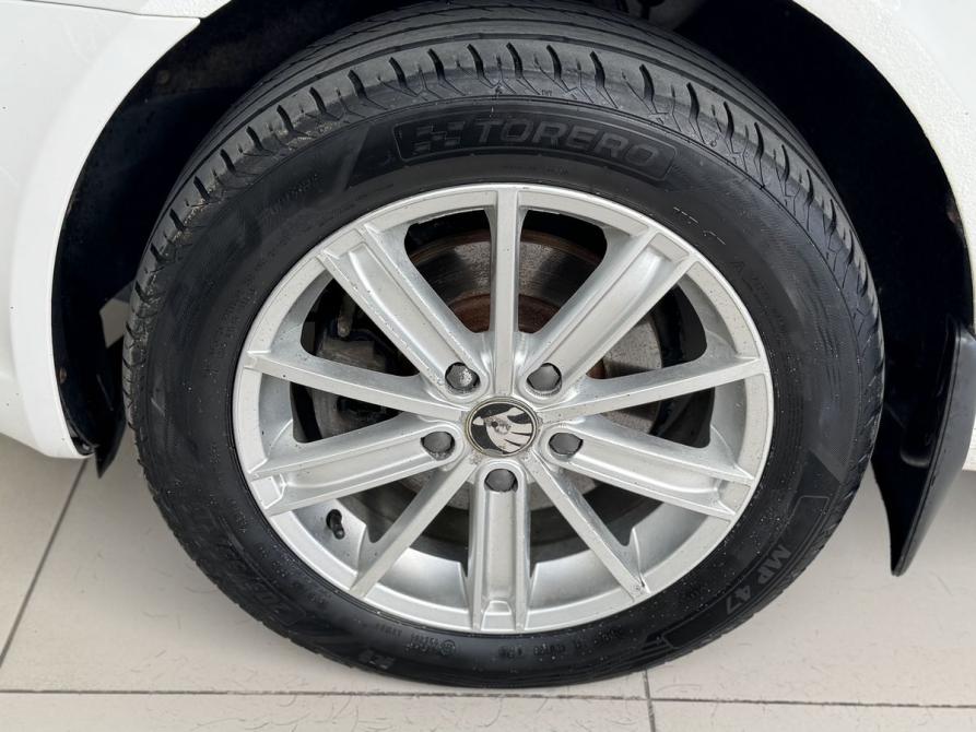 Skoda Octavia II (A5) Рестайлинг Челябинск  - изображение 29