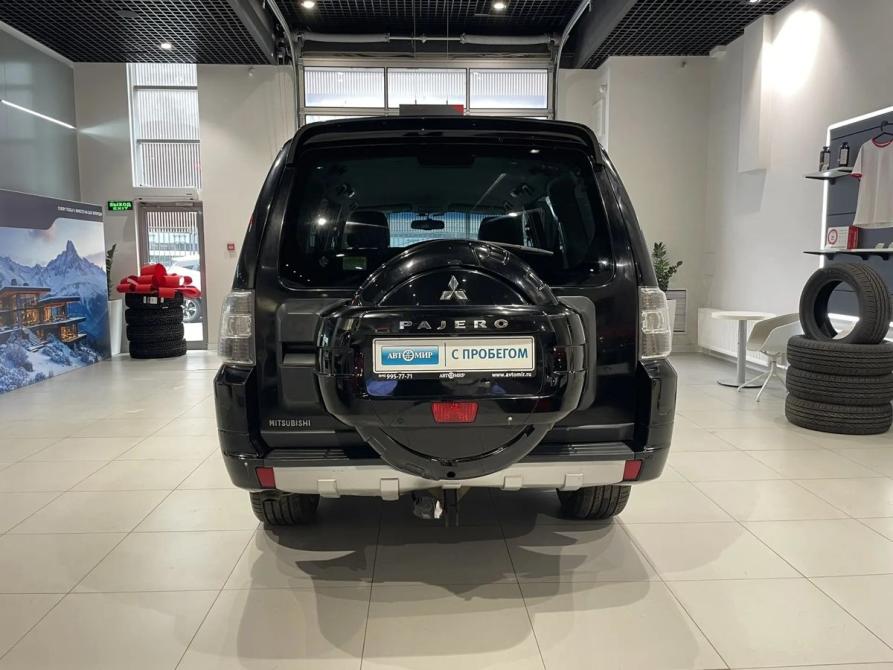 Mitsubishi Pajero IV Рестайлинг 1 Москва  - изображение 5