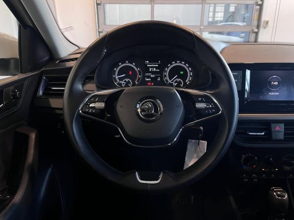 Skoda Rapid II с пробегом 2021 года, цена 1 600 000 рублей, 128650 км, лифтбек, Автокод Объявления