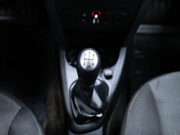 Renault Sandero II с пробегом 2014 года, цена 449 000 рублей, 213026 км, хэтчбек, Автокод Объявления