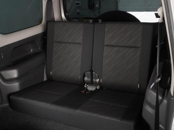 Suzuki Jimny III Рестайлинг 2 с пробегом 2012 года, цена 849 000 рублей, 167628 км, внедорожник, Автокод Объявления