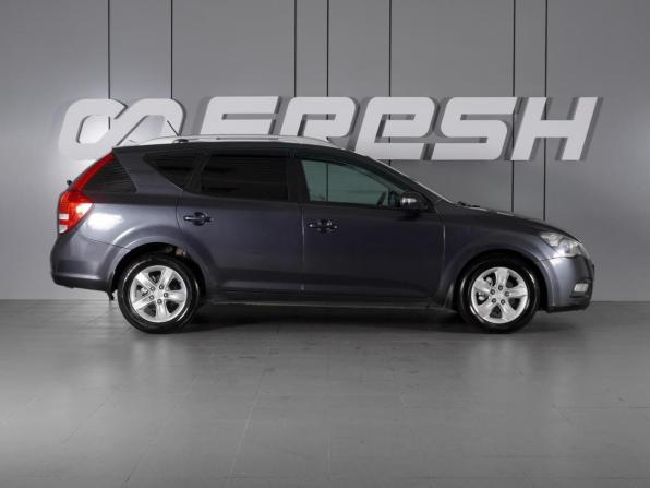 Kia Ceed I Рестайлинг с пробегом 2012 года, цена 885 000 рублей, 303050 км, универсал, Автокод Объявления