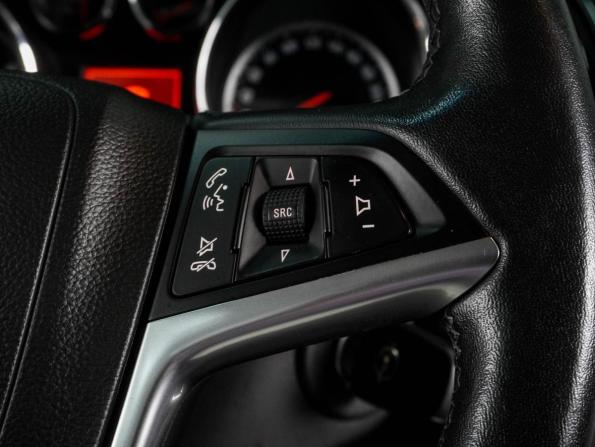 Opel Zafira C с пробегом 2013 года, цена 1 087 000 рублей, 140932 км, компактвэн, Автокод Объявления