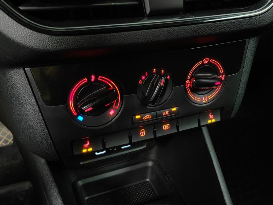 Volkswagen Polo V Рестайлинг Москва  - изображение 18