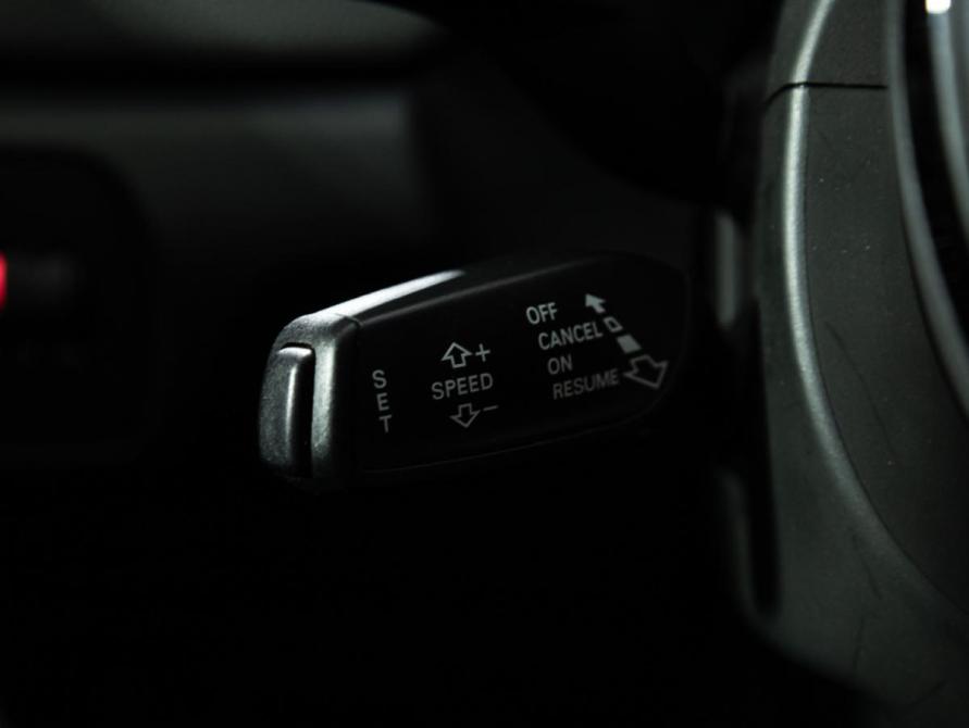 Audi Q3 I (8U) Рестайлинг Санкт-Петербург  - изображение 16