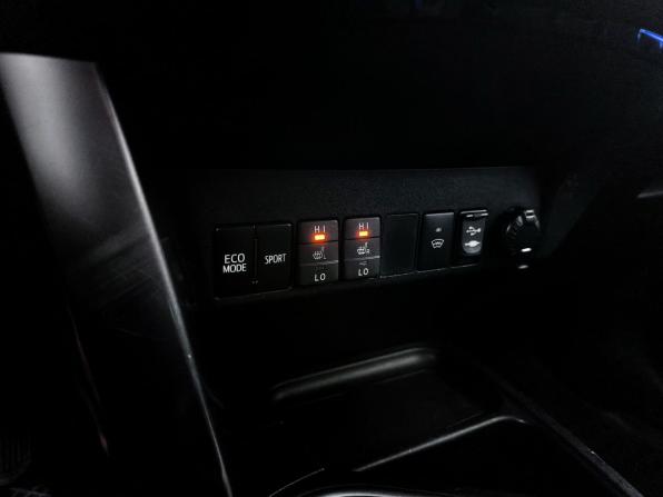 Toyota RAV4 IV (XA40) Рестайлинг с пробегом 2016 года, цена 2 599 000 рублей, 79800 км, внедорожник, Автокод Объявления