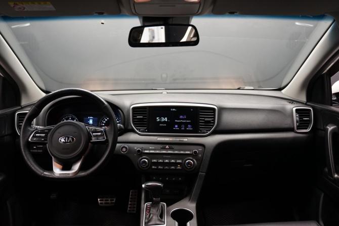 Kia Sportage IV Рестайлинг с пробегом 2018 года, цена 2 550 000 рублей, 178350 км, внедорожник, Автокод Объявления