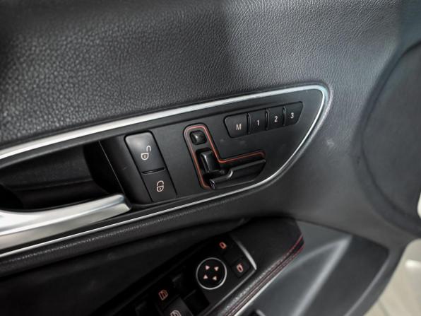 Mercedes-Benz CLA I (C117 X117) с пробегом 2013 года, цена 1 780 000 рублей, 176144 км, седан, Автокод Объявления
