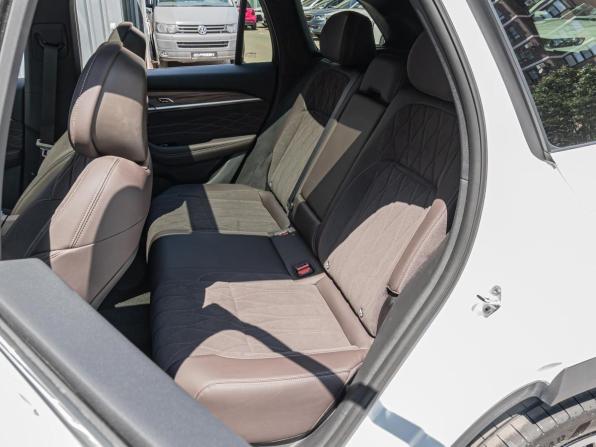 Geely Monjaro I Рестайлинг 2 с пробегом 2026 года, цена 4 110 000 рублей, 57 км, внедорожник, Автокод Объявления