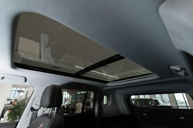 Новый JETOUR T1 2026 года, цена 4 249 900 рублей, внедорожник, Автокод Объявления