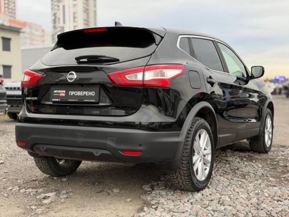 Nissan Qashqai II с пробегом 2018 года, цена 1 615 000 рублей, 101040 км, внедорожник, Автокод Объявления