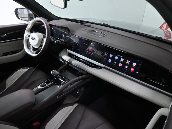 Geely Monjaro I Рестайлинг с пробегом 2024 года, цена 3 298 000 рублей, 25965 км, внедорожник, Автокод Объявления