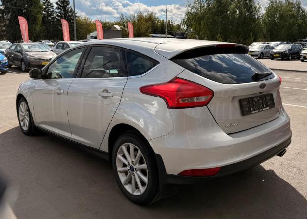 Ford Focus III Рестайлинг с пробегом 2017 года, цена 1 100 000 рублей, 166250 км, хэтчбек, Автокод Объявления