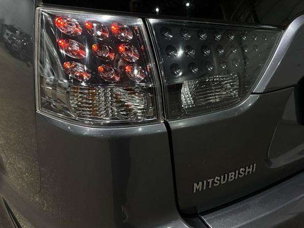 Mitsubishi Outlander II Рестайлинг с пробегом 2011 года, цена 895 000 рублей, 190242 км, внедорожник, Автокод Объявления