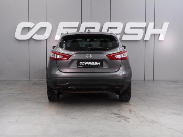Nissan Qashqai II с пробегом 2017 года, цена 1 699 000 рублей, 195599 км, внедорожник, Автокод Объявления