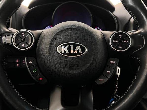 Kia Soul II Рестайлинг с пробегом 2018 года, цена 1 700 000 рублей, 78329 км, хэтчбек, Автокод Объявления