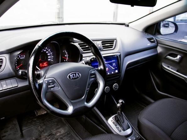 Kia Rio III Рестайлинг с пробегом 2017 года, цена 1 055 000 рублей, 214382 км, седан, Автокод Объявления