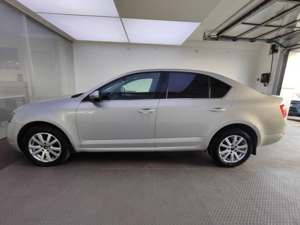 Skoda Octavia III (A7) с пробегом 2013 года, цена 890 000 рублей, 141500 км, лифтбек, Автокод Объявления