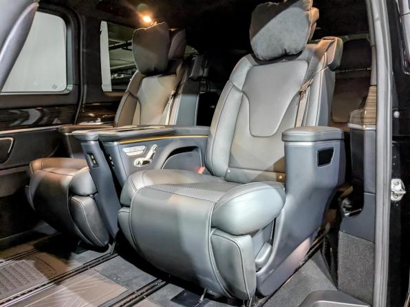 Mercedes-Benz V-Класс III (W447) Рестайлинг с пробегом 2023 года, цена 10 250 000 рублей, 40320 км, минивэн, Автокод Объявления