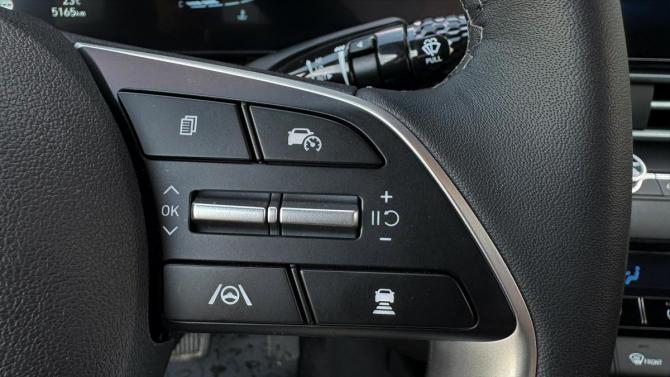 Hyundai Elantra VII (CN7) Рестайлинг с пробегом 2024 года, цена 2 395 000 рублей, 5149 км, седан, Автокод Объявления