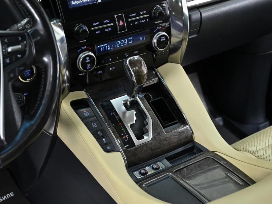 Toyota Alphard III Рестайлинг Москва  - изображение 11
