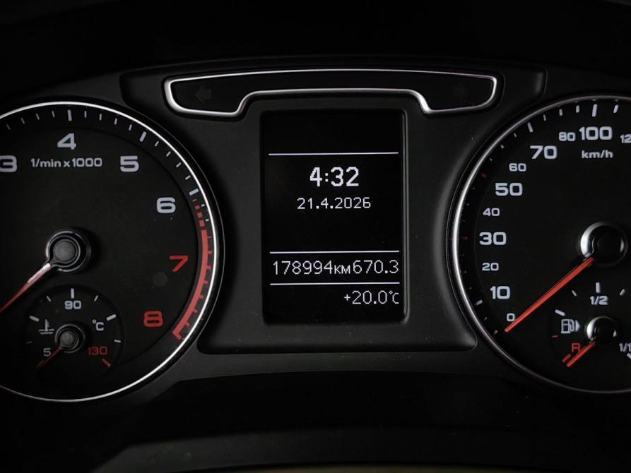 Audi Q3 I (8U) Москва  - изображение 17