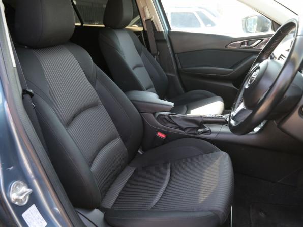 Mazda Axela III с пробегом 2014 года, цена 1 123 000 рублей, 118500 км, хэтчбек, Автокод Объявления