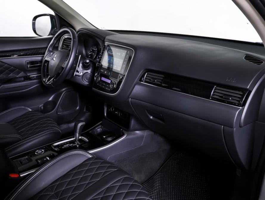 Mitsubishi Outlander III Рестайлинг 3 Москва  - изображение 11