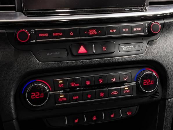 Kia Ceed III с пробегом 2019 года, цена 1 995 000 рублей, 29967 км, хэтчбек, Автокод Объявления