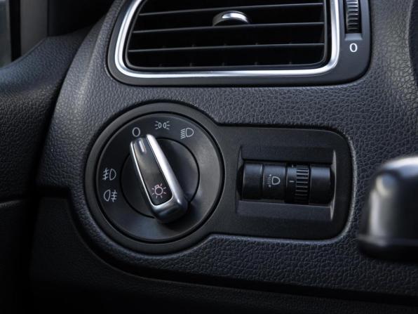 Volkswagen Polo V с пробегом 2014 года, цена 949 000 рублей, 191912 км, седан, Автокод Объявления