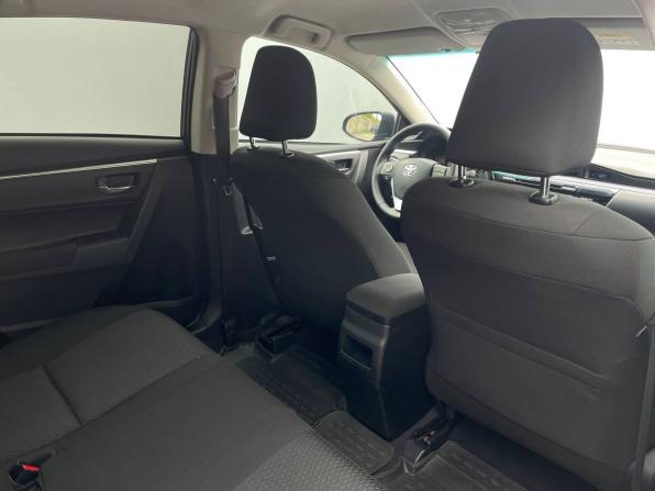 Toyota Corolla XI (E160 E170 E180) с пробегом 2013 года, цена 1 280 000 рублей, 131545 км, седан, Автокод Объявления