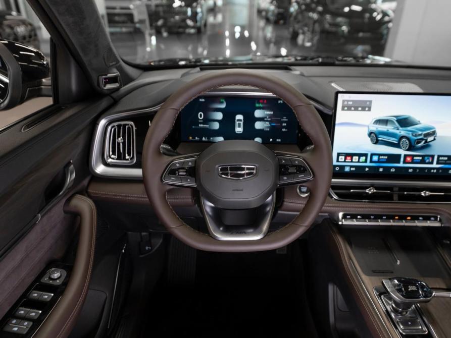 Geely Monjaro I Рестайлинг 2 Москва  - изображение 11
