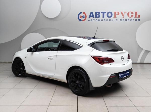 Opel Astra J Рестайлинг с пробегом 2013 года, цена 599 000 рублей, 220447 км, хэтчбек, Автокод Объявления