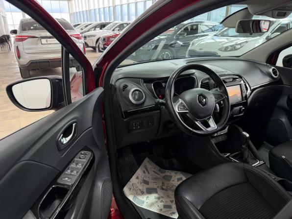 Renault Kaptur I Рестайлинг с пробегом 2021 года, цена 1 700 000 рублей, 72000 км, внедорожник, Автокод Объявления