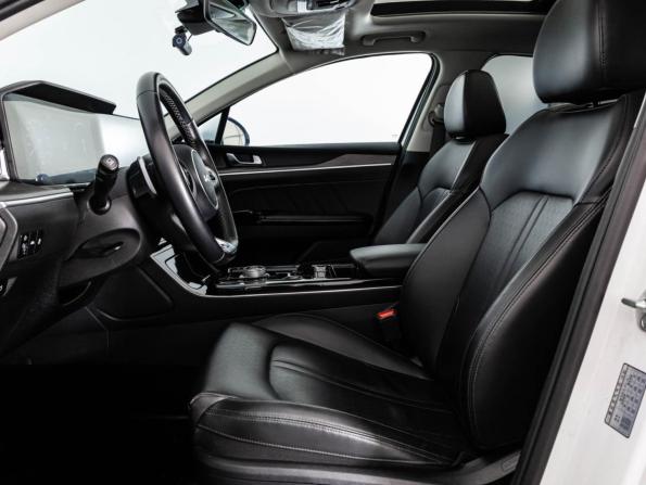 Kia K5 III с пробегом 2022 года, цена 2 499 000 рублей, 38599 км, седан, Автокод Объявления