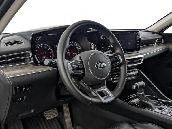 Kia K5 III с пробегом 2021 года, цена 2 420 000 рублей, 95574 км, седан, Автокод Объявления