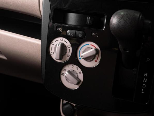Nissan Dayz I Рестайлинг с пробегом 2017 года, цена 665 000 рублей, 135270 км, хэтчбек, Автокод Объявления